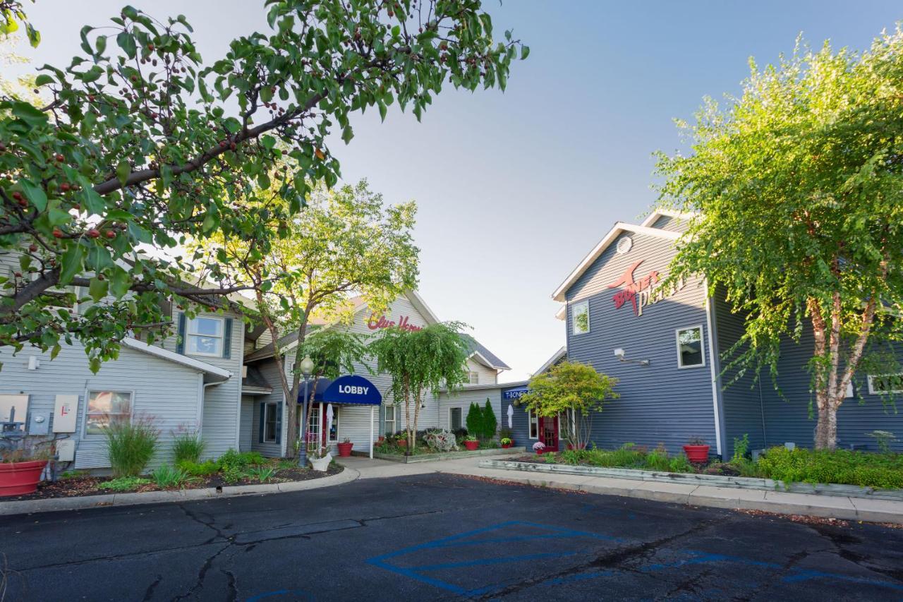 The Blue Heron Inn La Porte Bagian luar foto